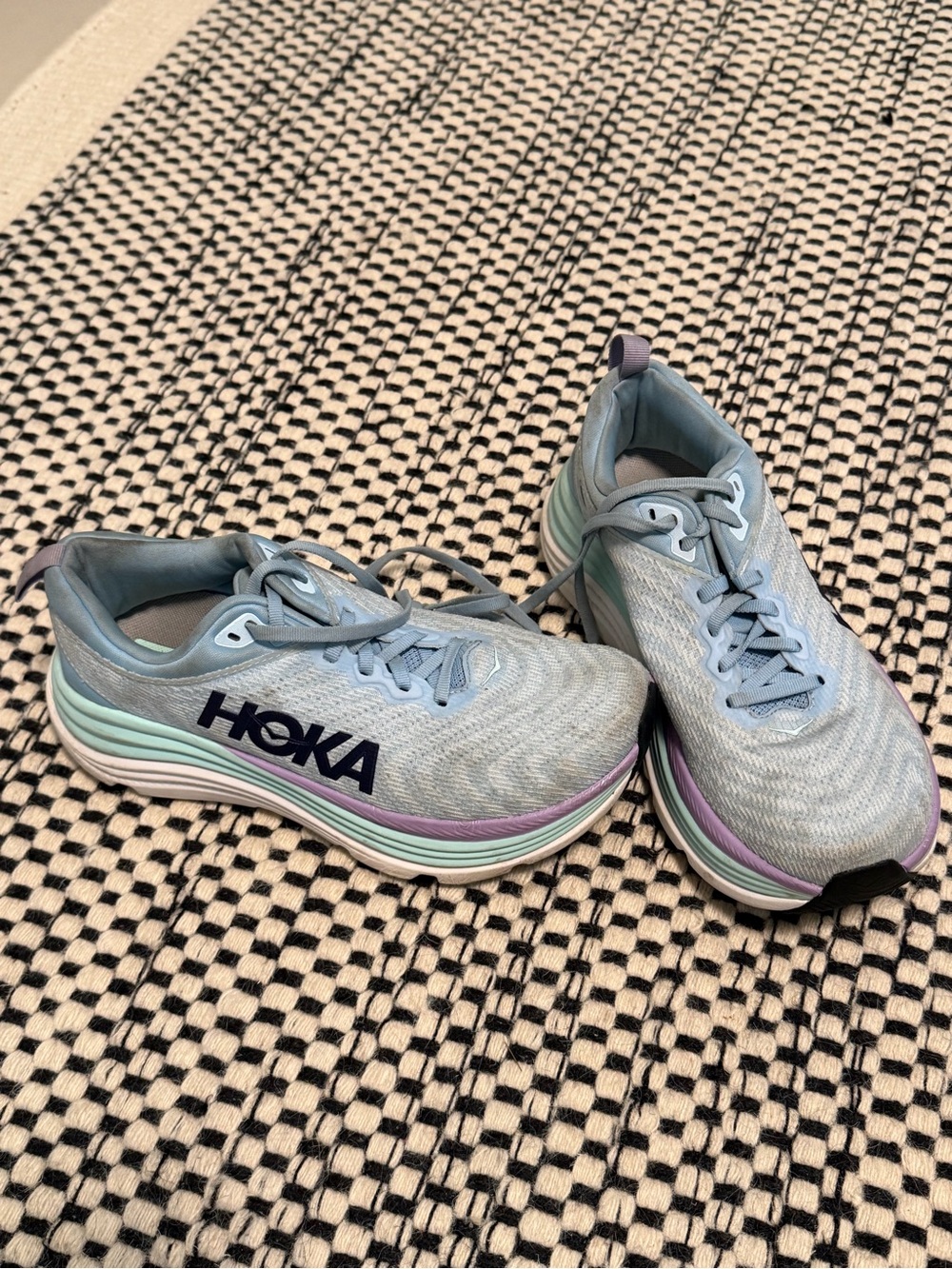 Hoka Womens Gaviota Size 8B light blue purple